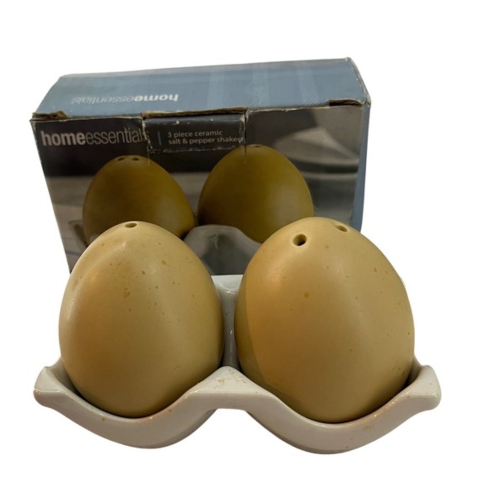 Home Essentials Egg Saltβ and Pepper Shakers Set OS Brown Good Farmhouse Ceramic
